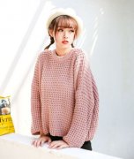 学生女款毛衣外套搭配什么裤子好看？__穿搭技巧
