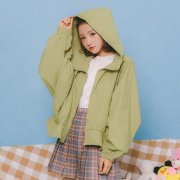 学生荷叶外套搭配什么裤子好看？__穿搭技巧__图