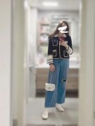 小香外套牛仔裤搭配什么裤子好看？__穿搭技巧