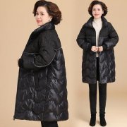 新款中长款棉衣外套女装搭配什么裤子好看？_