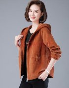 新款休闲外套女装搭配什么裤子好看？__穿搭技巧
