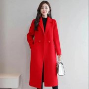 新款修身呢子外套女搭配什么裤子好看？__穿搭技
