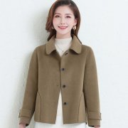 新款女式呢子外套搭配什么裤子好看？__穿搭技巧
