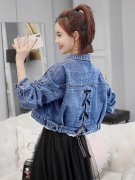 新款韩版女装外套学生搭配什么裤子好看？__穿搭