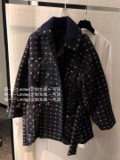 星芭黎服装中款外套搭配什么裤子好看？__穿搭技