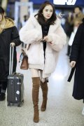 杨幂长款外套品牌搭配什么裤子好看？__穿搭技巧