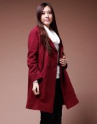 枣红色衣服外套搭配什么裤子好看？__穿搭技巧