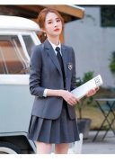 校服女生外套搭配什么裤子好看？__穿搭技巧__图