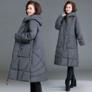 正品休闲羽绒棉中年女款外套搭配什么裤子好看