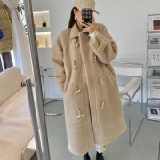 珍妮大衣外套搭配什么裤子好看？__穿搭技巧__图