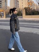 直筒牛仔裤秋冬外套搭配什么裤子好看？__穿搭技