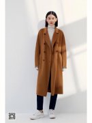 羊毛大衣外套女装搭配什么裤子好看？__穿搭技巧
