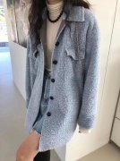 羊羔绒外套很硬搭配什么裤子好看？__穿搭技巧