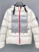 羽绒服透明外套搭配什么裤子好看？__穿搭技巧