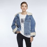 羽绒服里面牛仔外套搭配什么裤子好看？__穿搭技