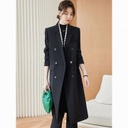 职场女性冬季外套搭配什么裤子好看？__穿搭技巧