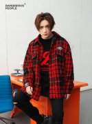 薛之谦同款衣服外套搭配什么裤子好看？__穿搭技