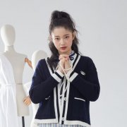 衣恋女外套搭配什么裤子好看？__穿搭技巧__图片