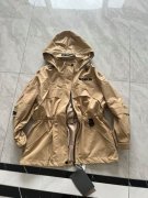 质量好外套品牌搭配什么裤子好看？__穿搭技巧