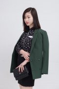 轩灏女装秋季外套搭配什么裤子好看？__穿搭技巧