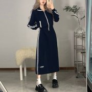 运动套装裙子外套搭配什么裤子好看？__穿搭技巧