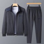 运动服外套质量排行搭配什么裤子好看？__穿搭技