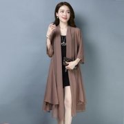 针丝连衣裙外套搭配什么裤子好看？__穿搭技巧