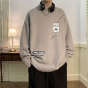 针织休闲外套衣服搭配什么裤子好看？__穿搭技巧