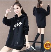 长款卫衣外面可以穿外套搭配什么裤子好看？_