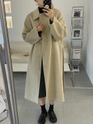 长款大衣外套如何搭配什么裤子好看？__穿搭技巧