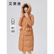 长款女冬装外套搭配什么裤子好看？__穿搭技巧