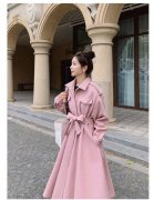 长款粉藕色毛呢外套里面颜色搭配什么裤子好看