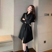 长款衬衫裙外套欣赏搭配什么裤子好看？__穿搭技