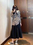 长款裙子外套比较好搭配什么裤子好看？__穿搭技