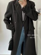 长款西装外套女搭配什么裤子好看？__穿搭技巧