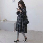 长袖格子连衣裙外套搭配什么裤子好看？__穿搭技