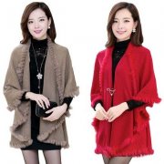 长袖长款女披肩外套搭配什么裤子好看？__穿搭技
