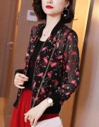 雪纺女装上衣拉链外套搭配什么裤子好看？__穿搭