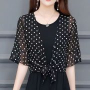 雪纺小外套女装搭配什么裤子好看？__穿搭技巧